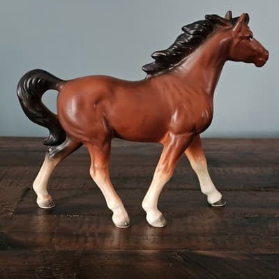 Vintage Porcelain Horse Figurine Bay w White Socks Inarco Japan E3600 6.25" x 8" - Thumbnail 4