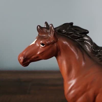 Vintage Porcelain Horse Figurine Bay w White Socks Inarco Japan E3600 6.25" x 8" - Thumbnail 2