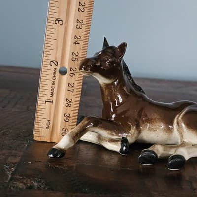 Vintage Dark Bay Foal Horse Figurine Lying Down Bone China? Japan - Thumbnail 9
