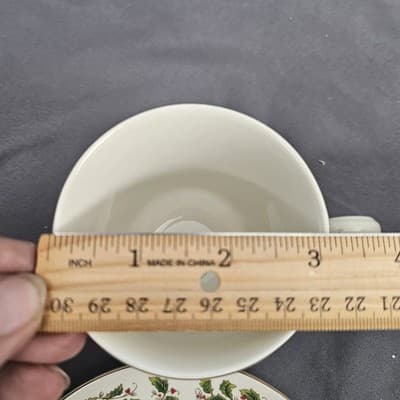 Vintage Home for the Holidays Holly Holiday Tea Cup and Saucer Set - Thumbnail 5
