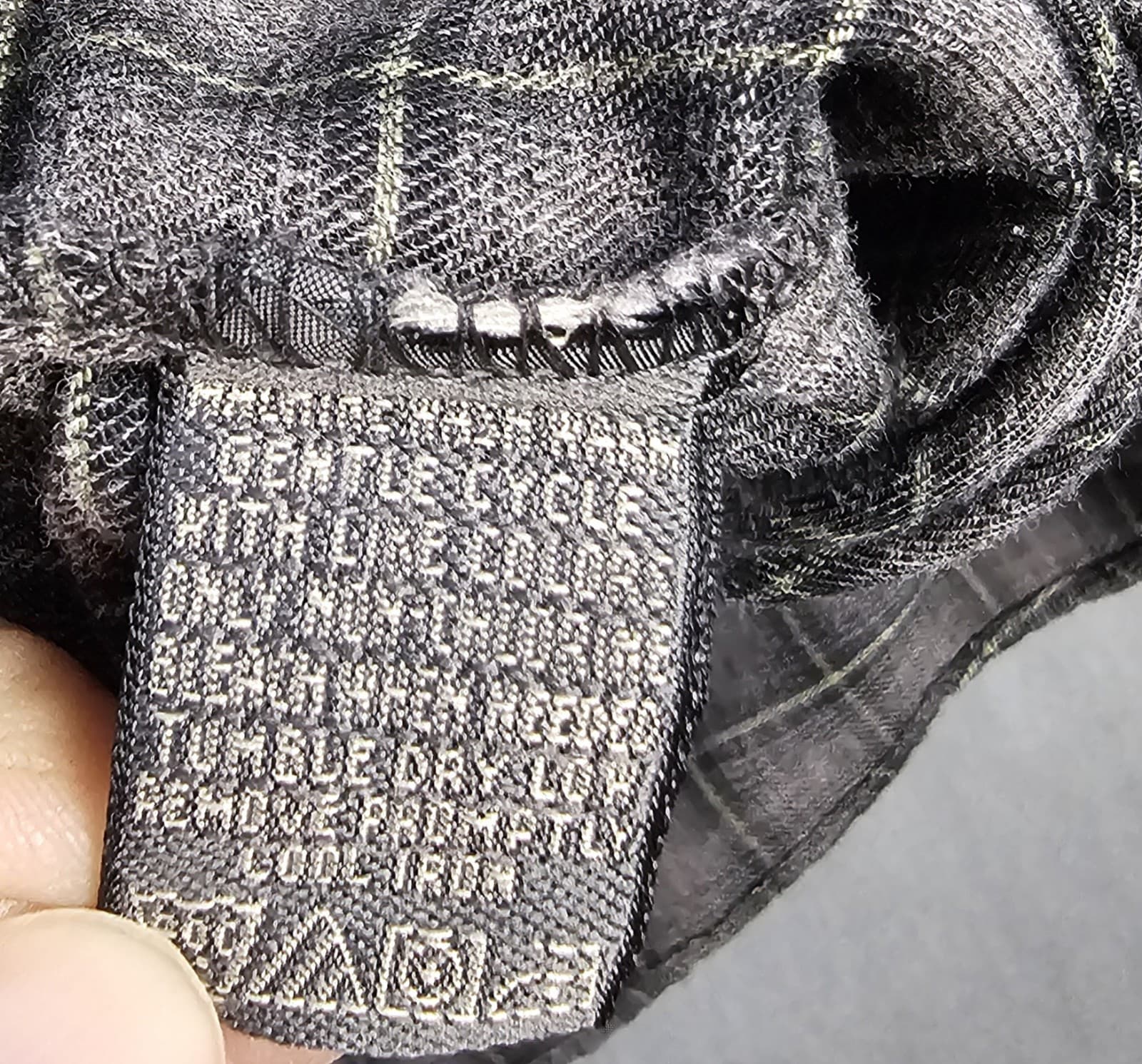 Van Heusen Mens Casual Shirt, XL 17 17.5" , Sq pattern L Sleeve Gray - Thumbnail 6