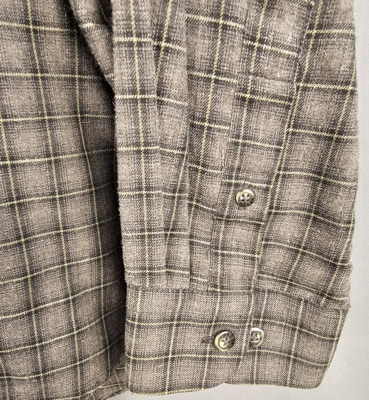 Van Heusen Mens Casual Shirt, XL 17 17.5" , Sq pattern L Sleeve Gray - Thumbnail 2