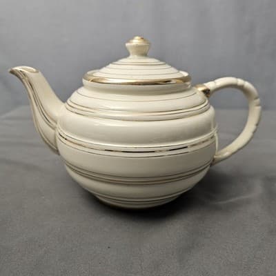 Vintage Sadler Cream and Gold Striped Teapot #1378 - Thumbnail 2