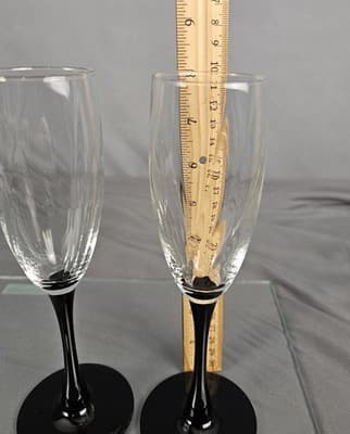 Vintage Black Stem Champagne Glasses Flute 8" Elegant Set of 2 Unmarked - Thumbnail 4