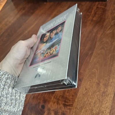 Star Trek: Where No Man Has Gone Before/Mudd's Women (VHS) Collectors Ed. SEALED - Thumbnail 2