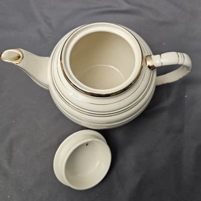 Vintage Sadler Cream and Gold Striped Teapot #1378 - Thumbnail 5