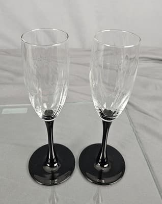 Vintage Black Stem Champagne Glasses Flute 8" Elegant Set of 2 Unmarked - Thumbnail 2