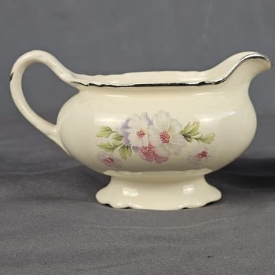 Vintage Homer Laughlin Virginia Rose Creamer Sugar Bowl G52 N8, F52 N8 - Thumbnail 2