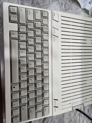 Vintage Apple IIc Computer Untested No Cables And GoldStar Monitor Powers On - Thumbnail 7