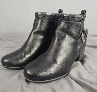 Womens Black Zip up Ankle High Heel boots, US 7W Kohl's RN#73277 - Thumbnail 2