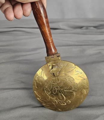 Brass Silent Butler Ash Pan Hinged Lid Crumb Catcher Sand Dollar Embossed India - Thumbnail 4