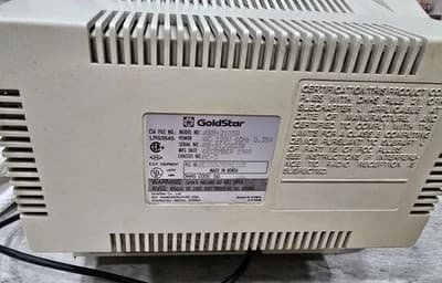 Vintage Apple IIc Computer Untested No Cables And GoldStar Monitor Powers On - Thumbnail 8
