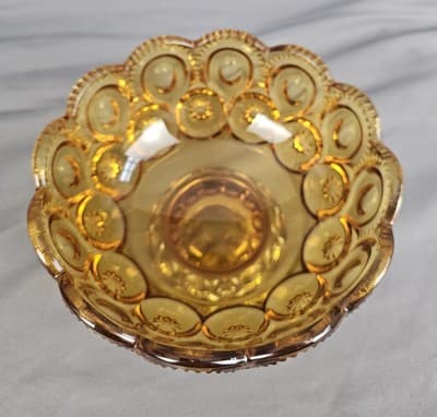 Vintage L E Smith Amber Glass Moon & Stars Footed Candy Dish w/Scallop Edge - Thumbnail 2