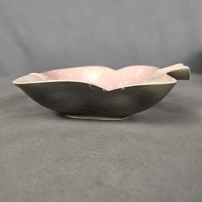 Vintage Royal Copley Four Leaf Clover Candy Dish Pink Green USA Pottery - Thumbnail 2
