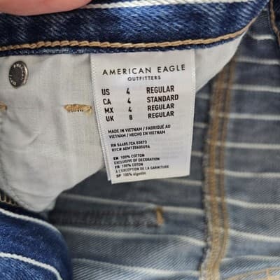 American Eagle Mom Jeans Blue w White stripes Size Regular 4 Tapered Legs 27.5" - Thumbnail 11