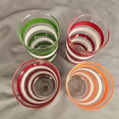 Anchor Hocking Striped Drinking Glasses 4.75" Orange Red Green White Set of 4 - Thumbnail 3