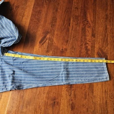American Eagle Mom Jeans Blue w White stripes Size Regular 4 Tapered Legs 27.5" - Thumbnail 6