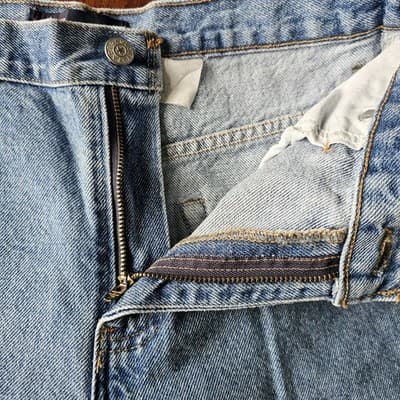 Faded Glory Womens Relaxed Fit Jeans Size 14 Light Wash Inseam 28" - Thumbnail 11