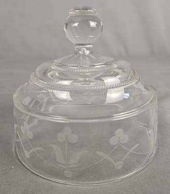 Vintage Clear Glass Butter Cheese Dish with Dome Lid Etched Floral Beaded Edge - Thumbnail 6