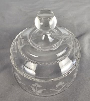 Vintage Clear Glass Butter Cheese Dish with Dome Lid Etched Floral Beaded Edge - Thumbnail 9