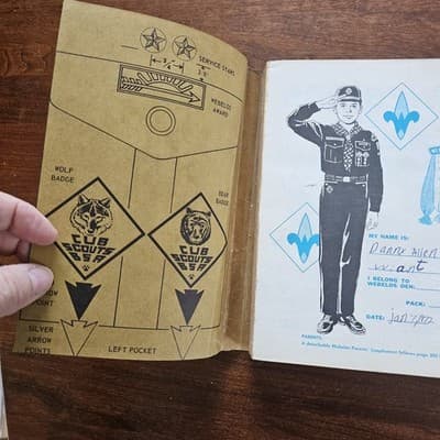 Boy Scouts of America Handbooks. Cub Scout Wolf 1970- Boy Scouts Webelos 1967 - Thumbnail 2