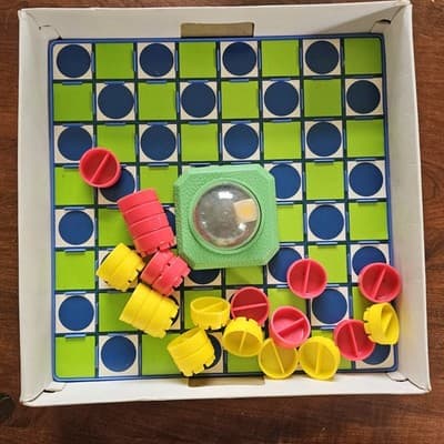Vintage Board Game POP CHEKS Game POP O MATIC Game Collectible Checker Game 1973 - Thumbnail 4