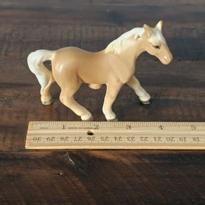 Victoria Ceramics Palomino HORSE FIGURINE Vintage Early 1960s Salt Shaker JAPAN - Thumbnail 9