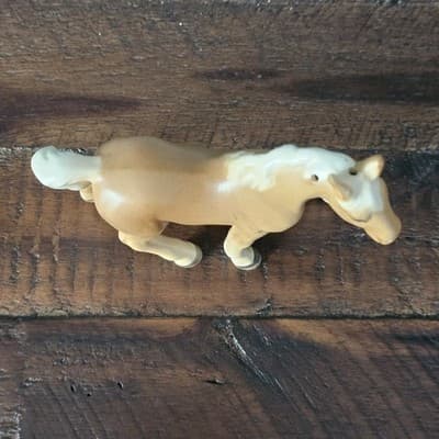 Victoria Ceramics Palomino HORSE FIGURINE Vintage Early 1960s Salt Shaker JAPAN - Thumbnail 2