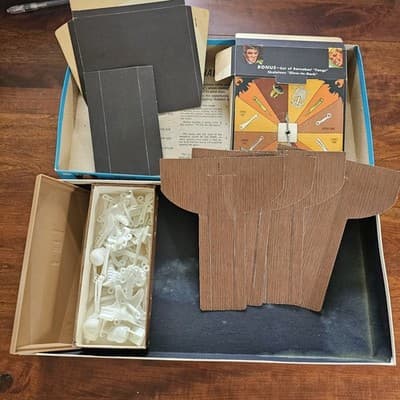 1969 Barnabas Collins Dark Shadows Game Milton Bradley Vintage 4003 - Thumbnail 5