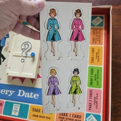1965 MYSTERY DATE Vintage Original Version Board Game MILTON BRADLEY USA - Thumbnail 8