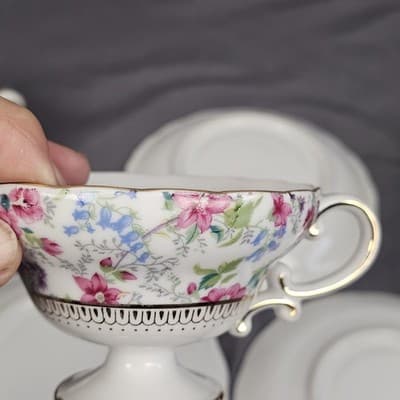 Vintage Tea Party Teacups & Saucers 3 Sets – Floral Iridescent Gold - Thumbnail 10