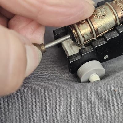 Vintage Britains Shooting Metal and Plastic Cannon with Cannon Balls - Thumbnail 7