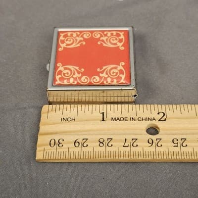 Vintage Metal Pill Box Floral Pattern Hinged lid 1.5" x 1.5" - Thumbnail 7