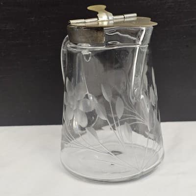 VTG Heisey Earnshaw Sanitary Syrup Pitcher Spring Loaded Lid Etched Floral - Thumbnail 3