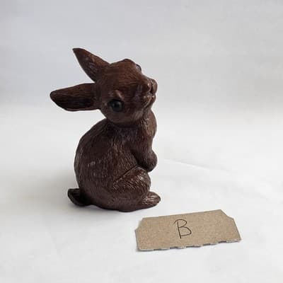 Vintage Red Mill Handcrafted Pecan Shell Bunny Rabbit Figurine 4" Tall - Thumbnail 9