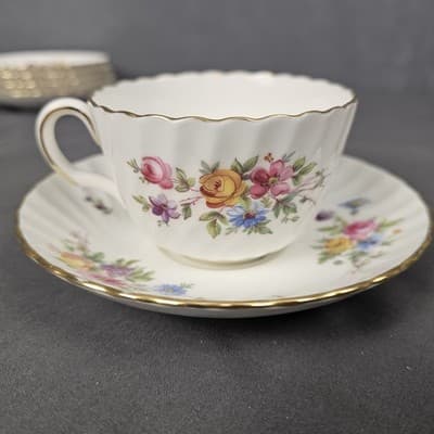 Minton Marlow Fine Bone China Tea Cup & Saucer England Red Back Stamp - Thumbnail 8
