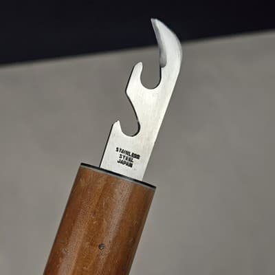Japanese Floating Fishing Knife with Bottle and Can Opener Pre-owned - Thumbnail 5