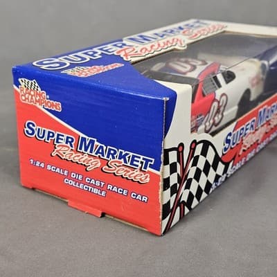 County Market Super Market Racing Series #03 1:24 Scale by Racing Champions - Thumbnail 3