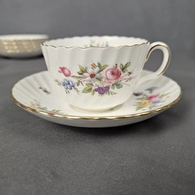 Minton Marlow Fine Bone China Tea Cup & Saucer England Red Back Stamp - Thumbnail 6