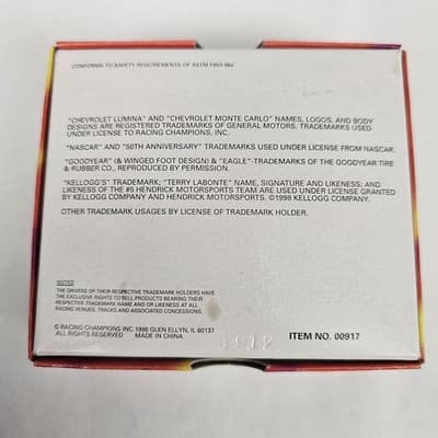 Terry Labonte #5 Kellogg’s Marshmallow Blasted Fruit Loops 1998 1:64 Diecast NIB - Thumbnail 11