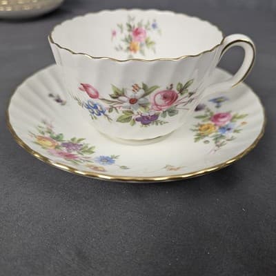 Minton Marlow Fine Bone China Tea Cup & Saucer England Red Back Stamp - Thumbnail 7