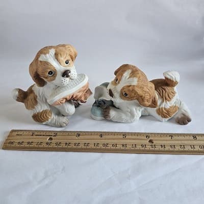 Vintage Homco Set Of 2 Puppy Dog Figurines Chewing On Sneakers #1405 White Brown - Thumbnail 9