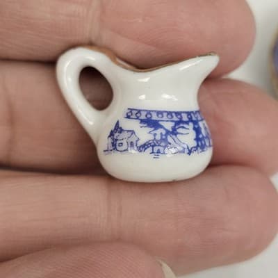 Vintage Miniature Blue Willow Blue White Ceramic Tea Set Taiwan Vtg Tiny Small - Thumbnail 6