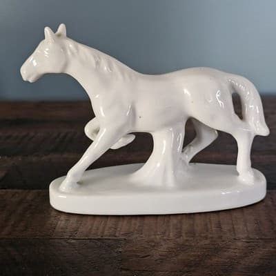 Vintage White Porcelain Horse on Base Mid Century 4" x 5" - Thumbnail 3