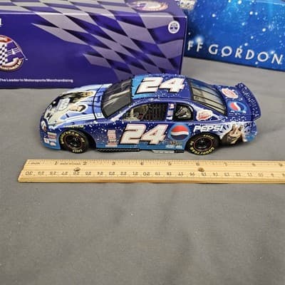 1999 Jeff Gordon #24 Star Wars Episode 1 Nascar 1:24 Stock Car Monte Carlo Pepsi - Thumbnail 10