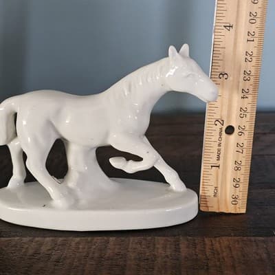 Vintage White Porcelain Horse on Base Mid Century 4" x 5" - Thumbnail 8