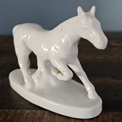 Vintage White Porcelain Horse on Base Mid Century 4" x 5" - Thumbnail 2