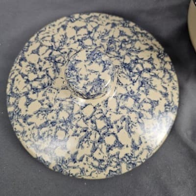Vintage Roseville Blue Spongeware Crock + Lid Robinson Ransbottom With Handles - Thumbnail 5