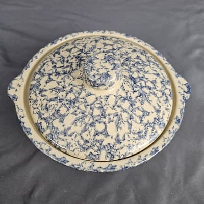 Vintage Roseville Blue Spongeware Crock + Lid Robinson Ransbottom With Handles - Thumbnail 3