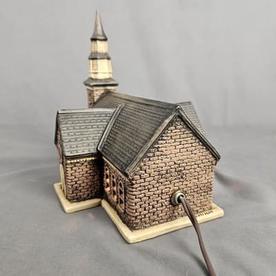 Americana Village by Earth Tones USA light up Church #225/2500 - Thumbnail 4